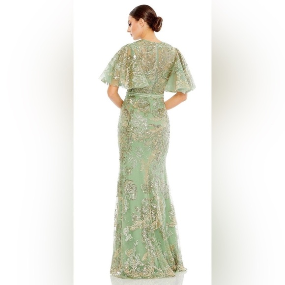 Mac Duggal 20438 NWT Embellished Flutter Sleeve High Neck Gown - Picture 2 of 9